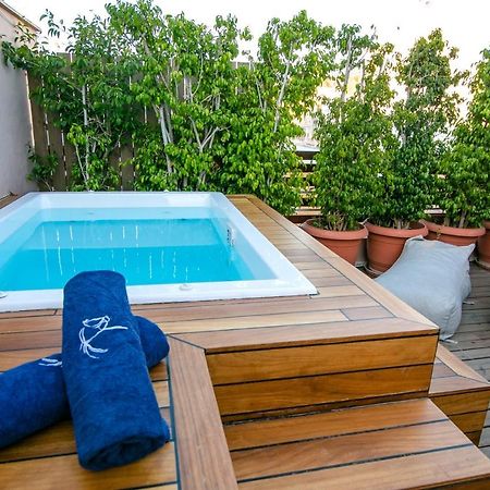 Apartamento Beautiful Penthouse In Athens With Outside Jacuzzi Exterior foto